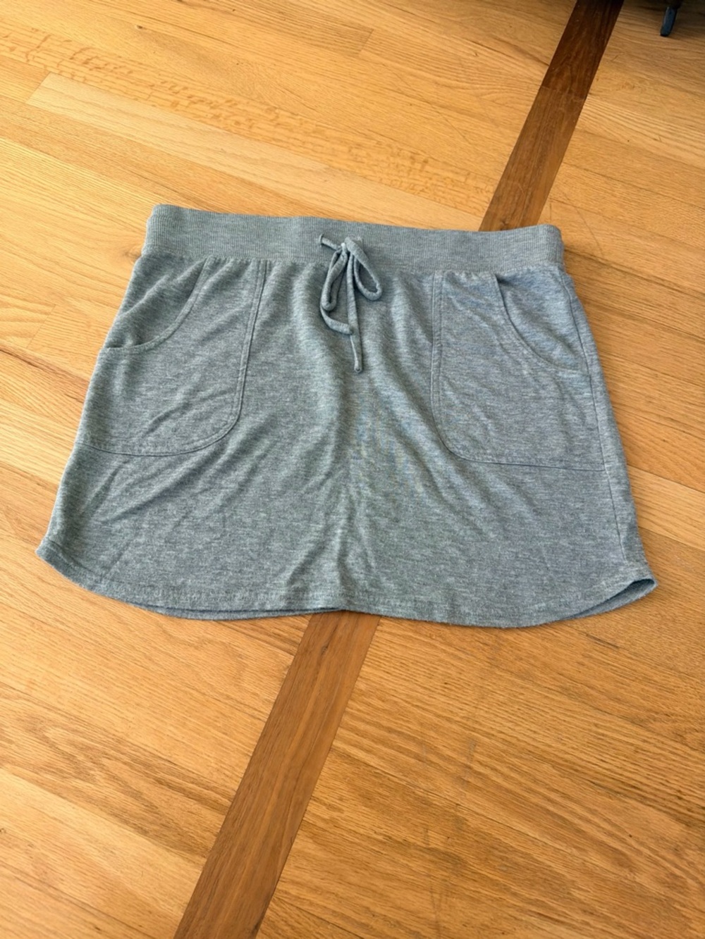Ladies Size Large Balance Collection Heather Gray Drawstring Sweats Mini Skirt